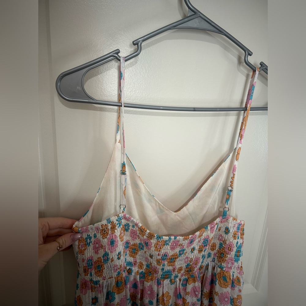 Pink Lily Keep Blooming Floral Dress in Size Medium - Picture 7 of 7